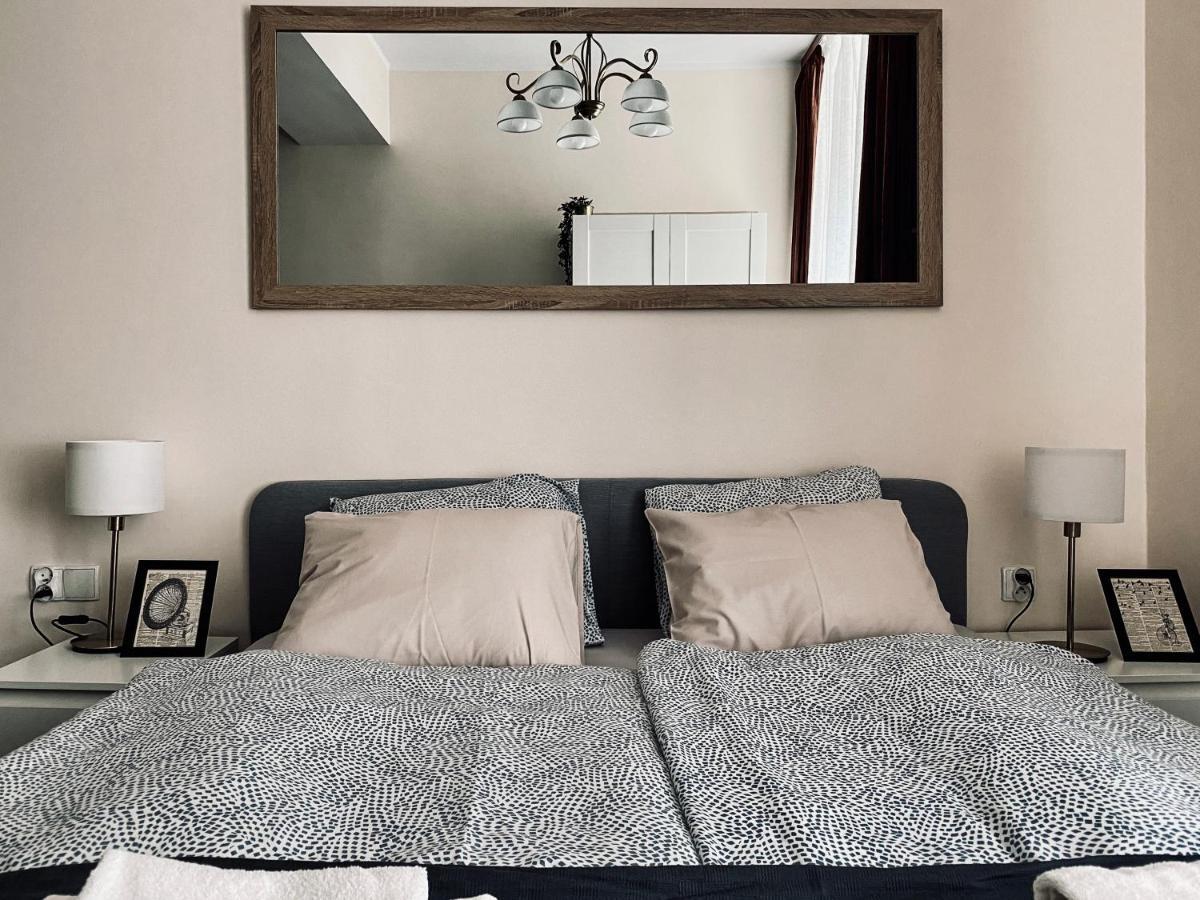 Charming Apartment, Wawel & Old Town Krakow II Экстерьер фото